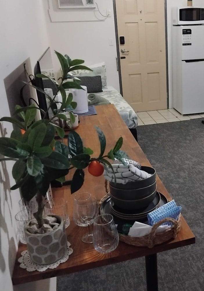 Lakeside Lodge Motel