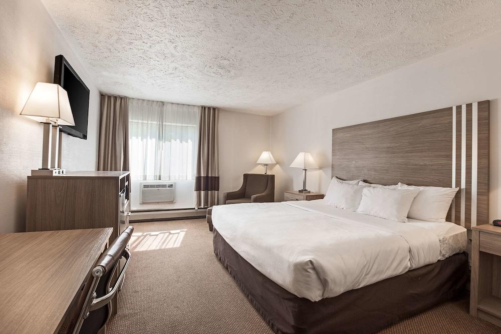 Quality Inn Petoskey-Harbor Springs