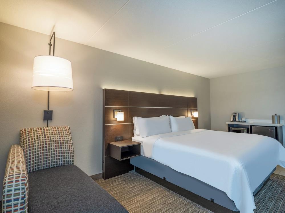 Holiday Inn Express Minneapolis West Plymouth by IHG