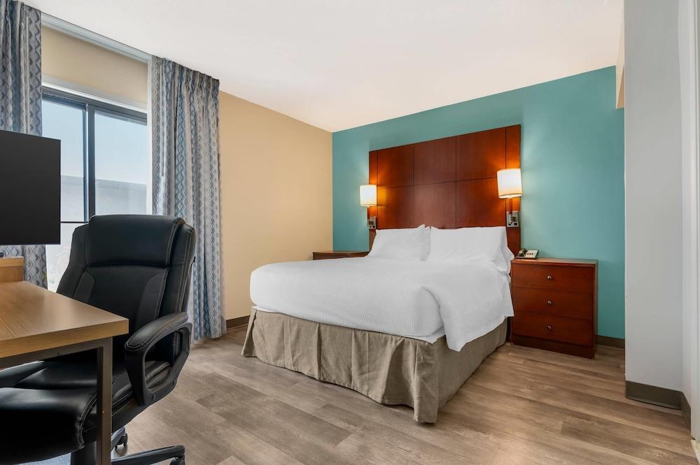 MainStay Suites St. Louis - Galleria