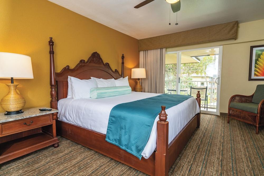 Kauai Coast at the Beachboy