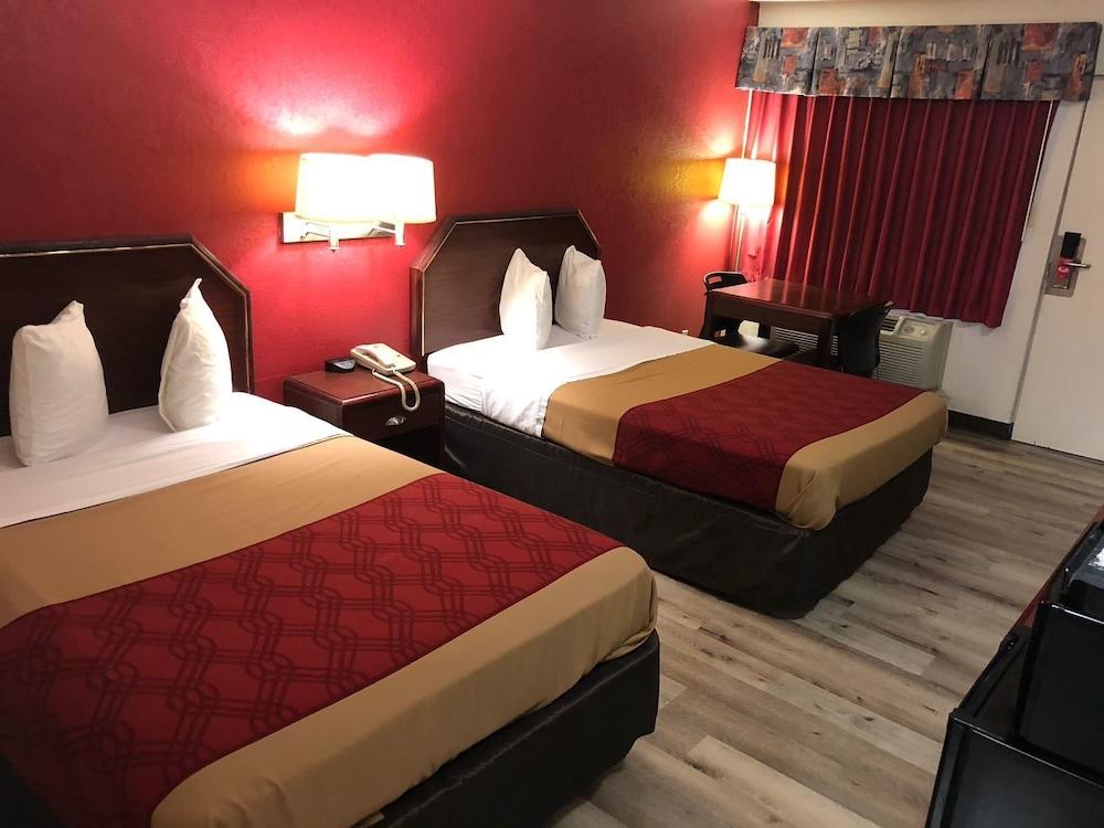 Econo Lodge Williamsburg Historic Area