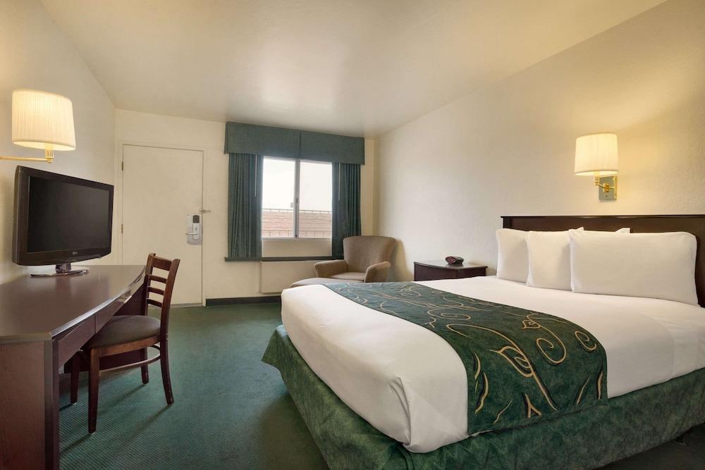 Travelodge by Wyndham Winslow