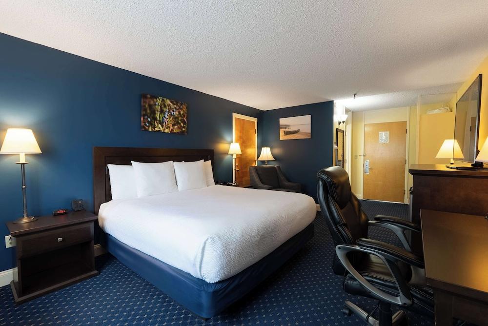 Fireside Inn & Suites Waterville