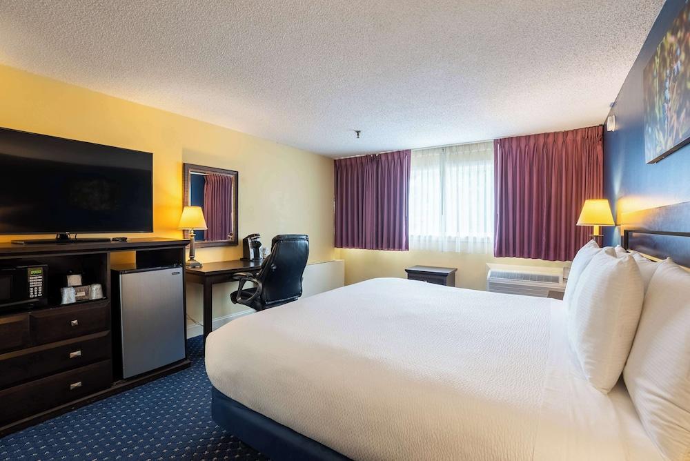 Fireside Inn & Suites Waterville