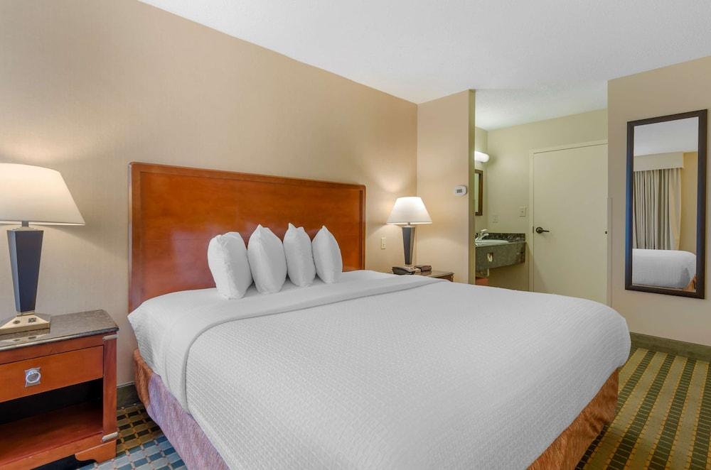 Best Western North Roanoke