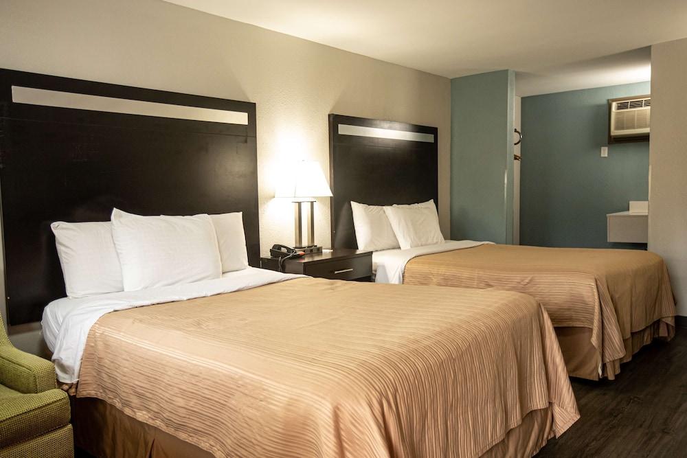 Knights Inn Mount Airy