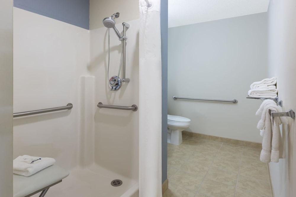 Microtel Inn & Suites by Wyndham Sioux Falls