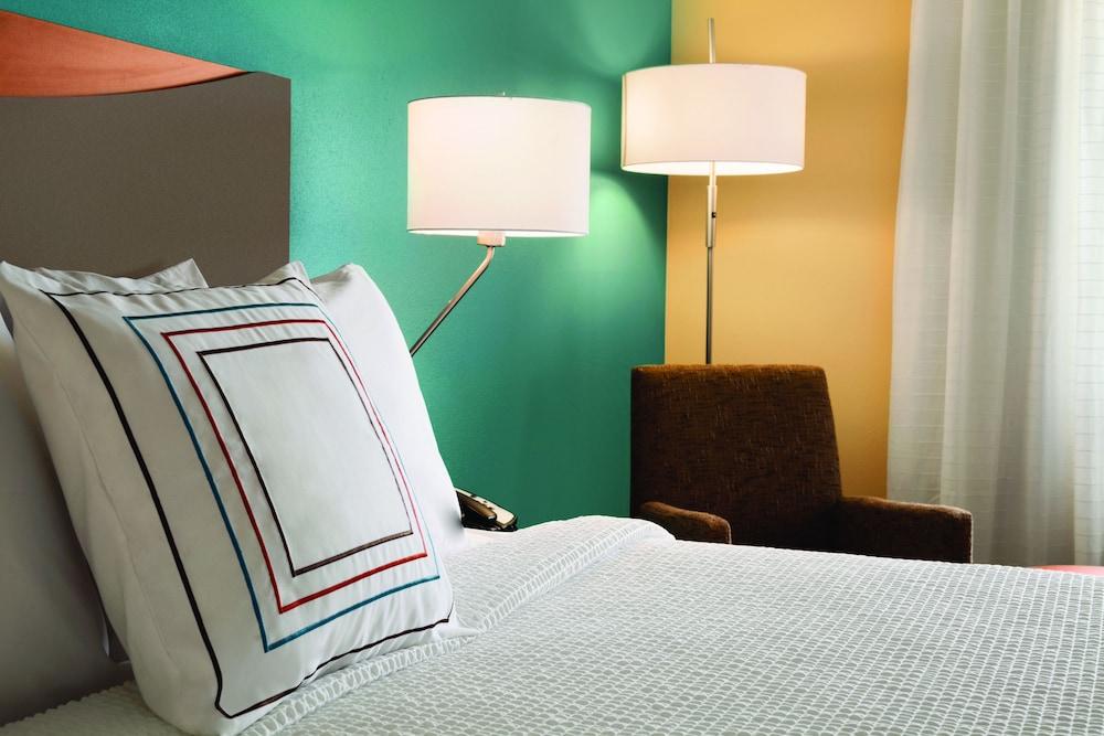 Fairfield Inn & Suites Dayton South