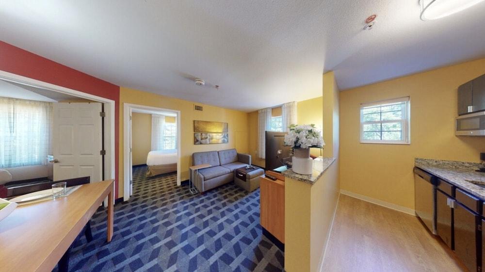 Residences at International Place