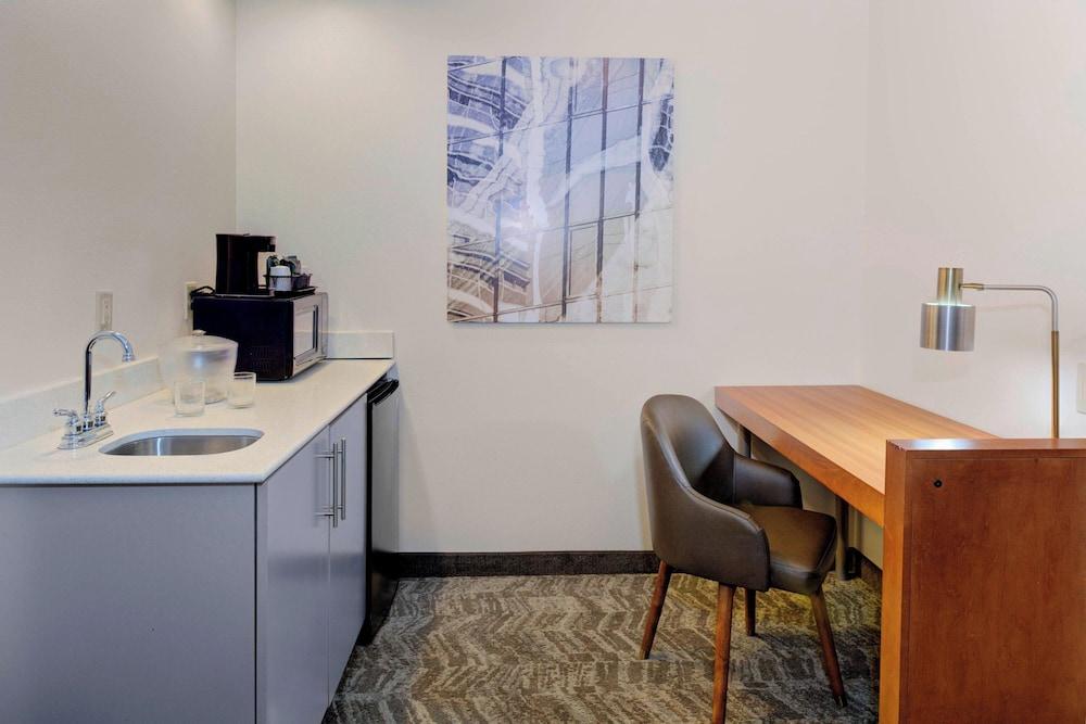 Springhill Suites Memphis East / Galleria