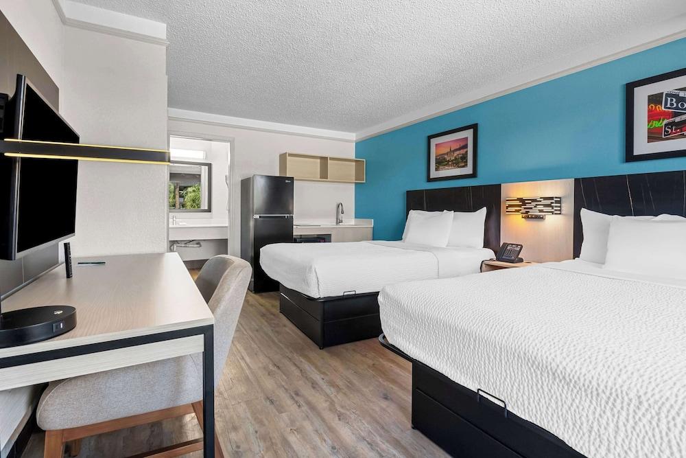 Suburban Studios Slidell I-10