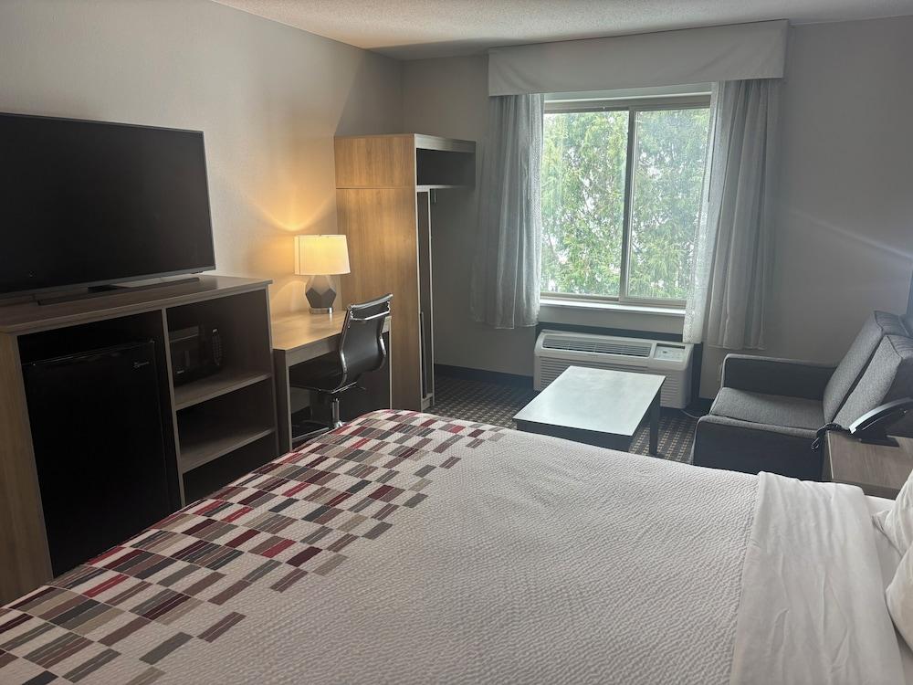 Red Roof Inn & Suites Tomah