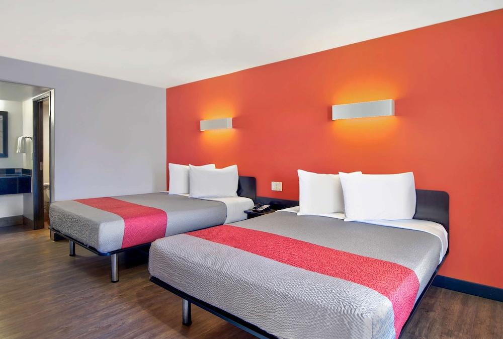 Motel 6 Victorville - Desert Express