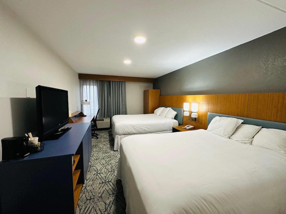 Country Inn & Suites - by Choice Hotels	, Canton near Hall of Fame