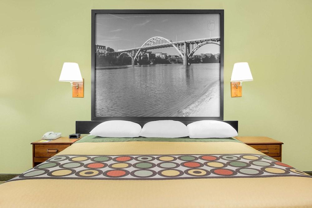 Super 8 by Wyndham Eufaula