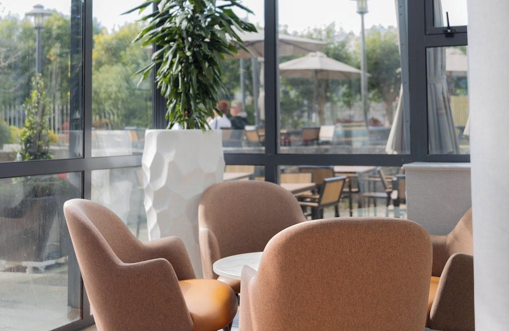 Leonardo Hotel Galway