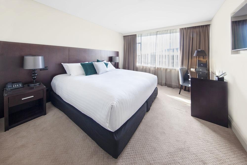Canberra Rex Hotel & Serviced Apartments