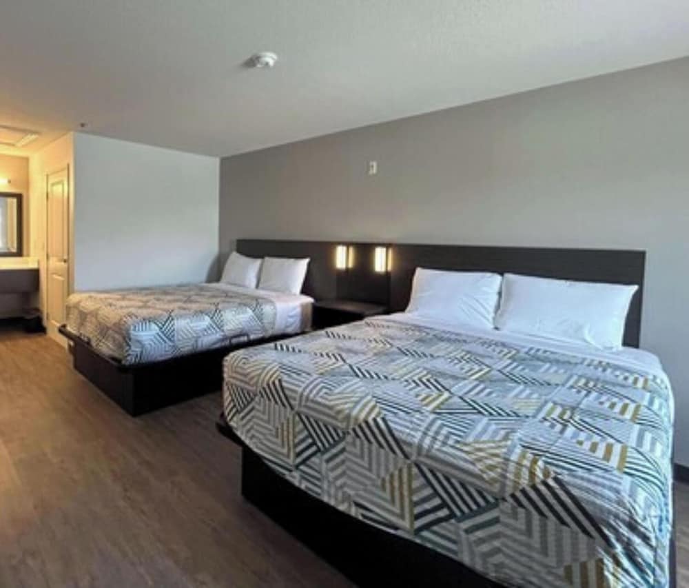 Motel 6 Lake Elsinore, CA