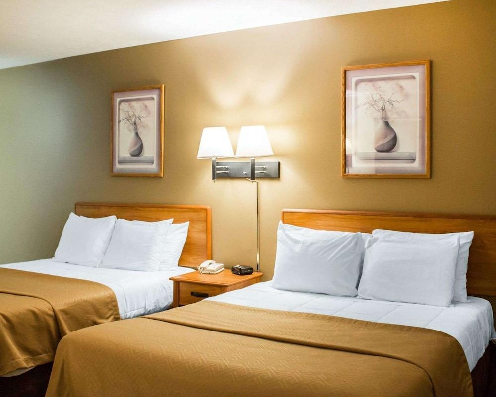 Econo Lodge Elkhart North