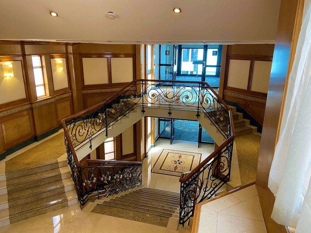 Crowne Plaza Bahrain by IHG