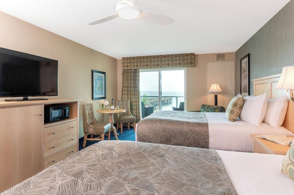 Atlantic Oceanside Hotel & Conference Center