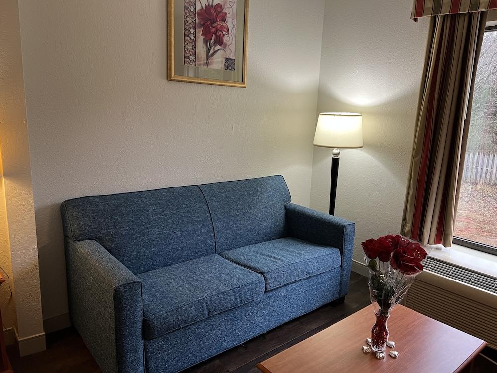 Quality Suites Altavista - Lynchburg South