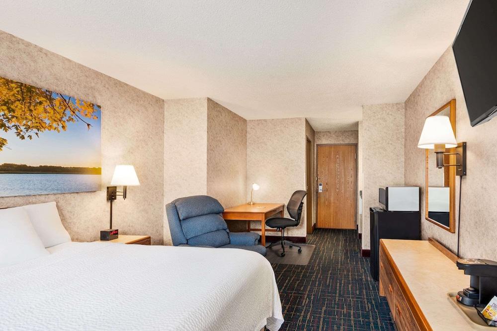 Days Inn by Wyndham Hurley