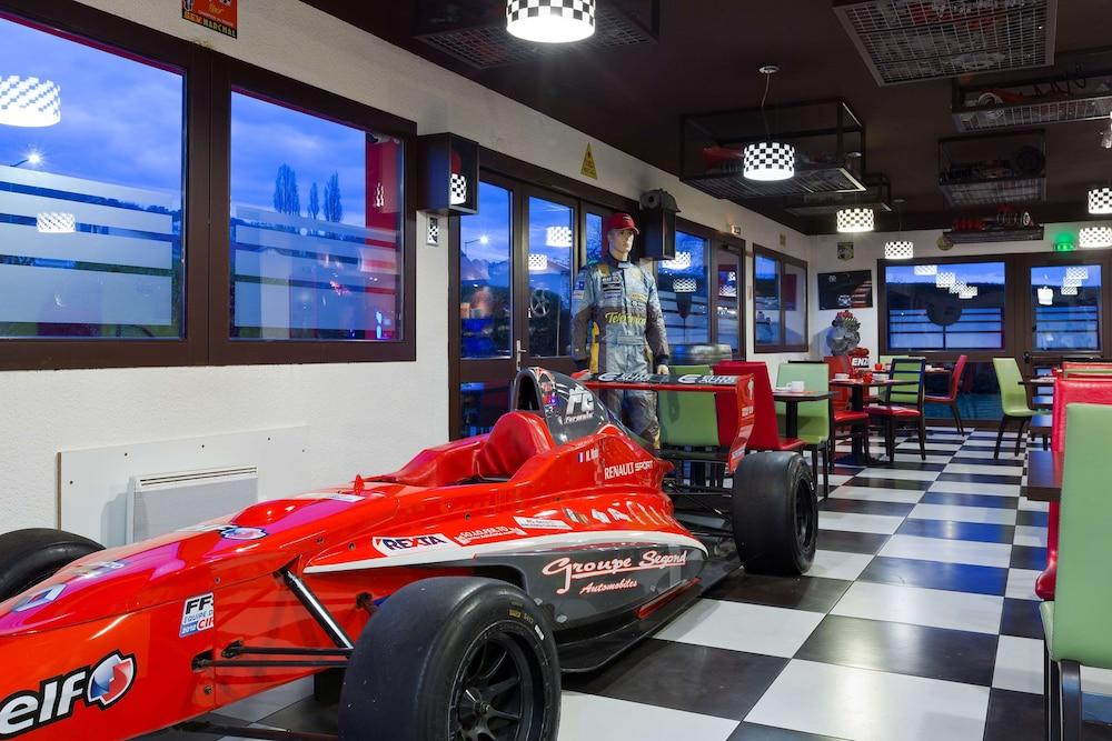 Enzo Hotels Pont-a-Mousson By Kyriad Direct