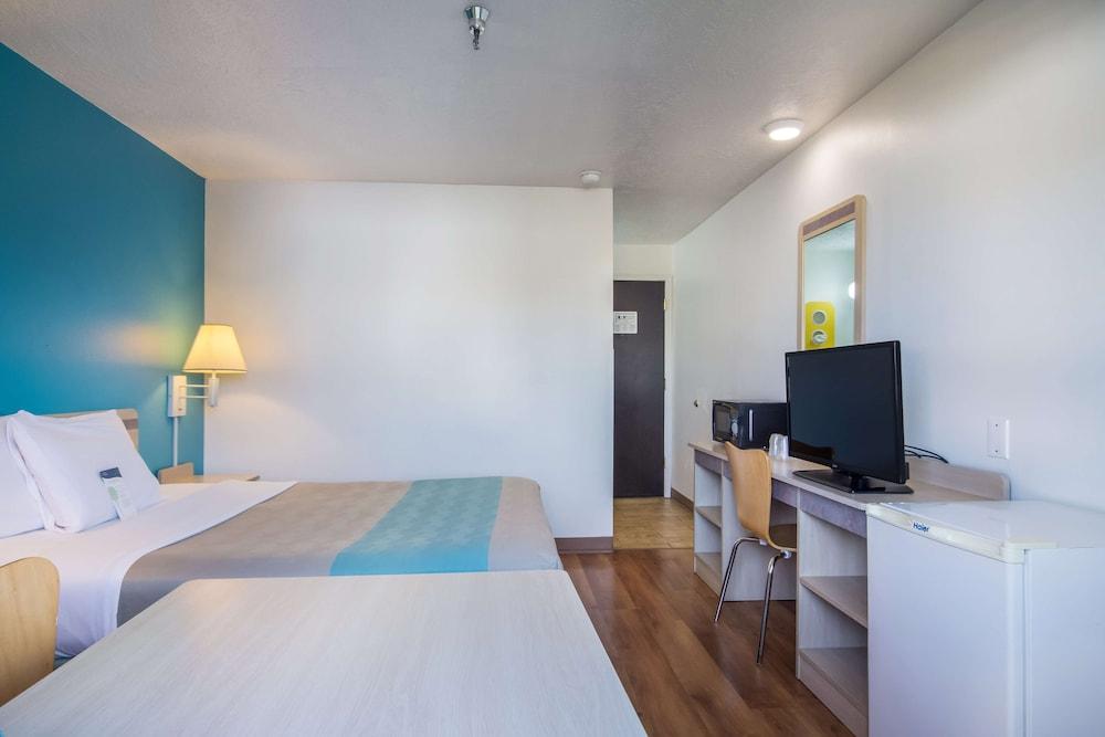 Motel 6 The Dalles, OR