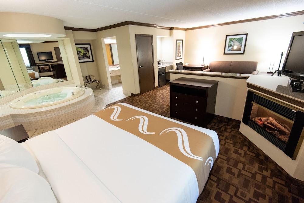 Quality Inn & Suites Quakertown - Allentown