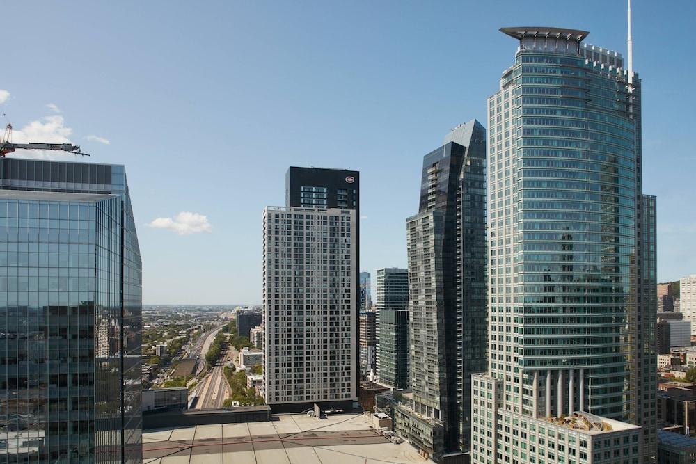 Montreal Marriott Chateau Champlain