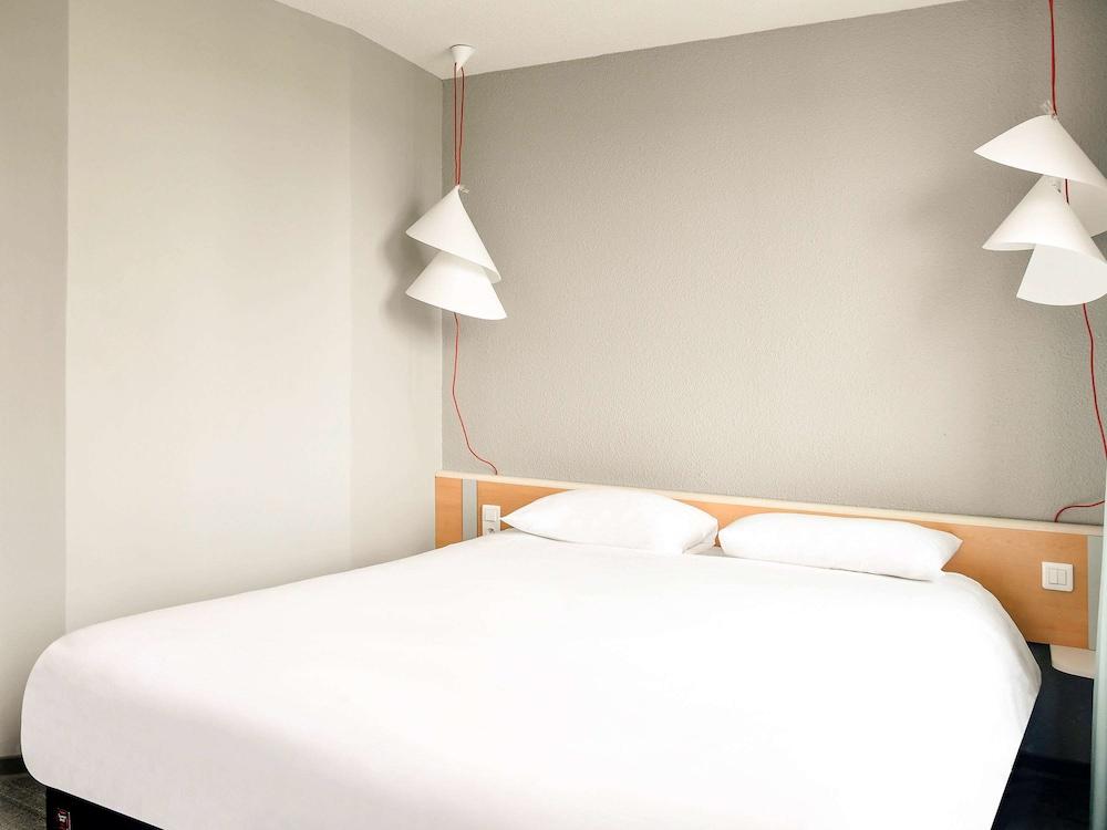 ibis Saint Quentin Basilique