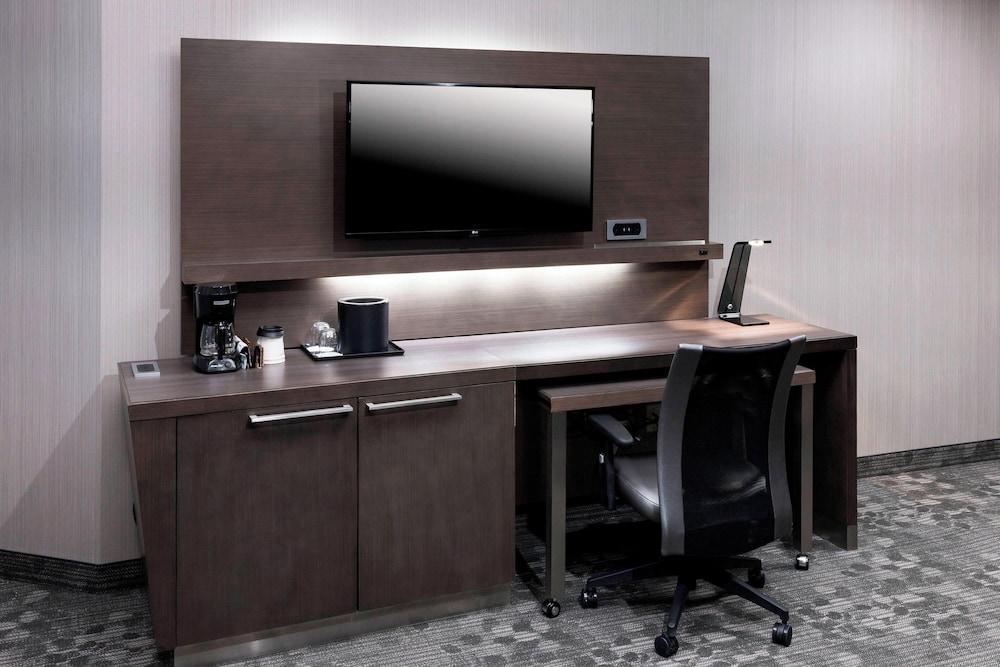 Courtyard by Marriott Omaha Downtown