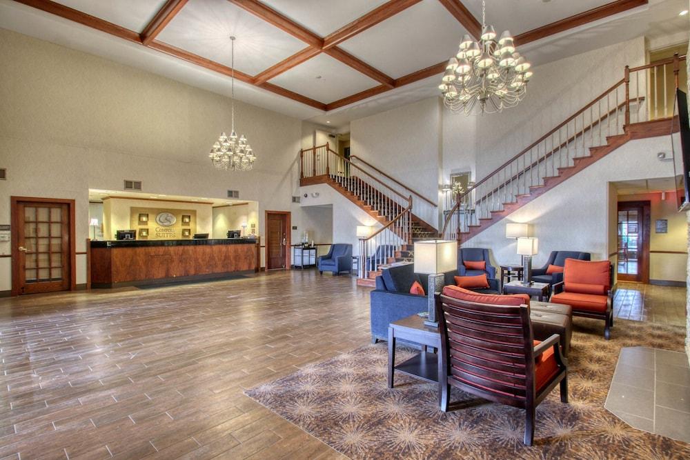 Comfort Suites Milwaukee Airport