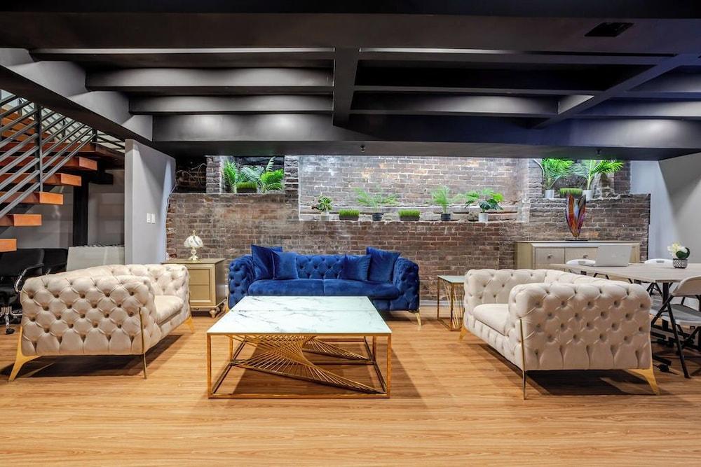 Olympia Hotel By Lodgo