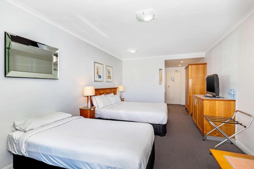 Airport Heritage Motel