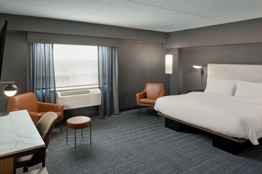 Courtyard by Marriott Regina Downtown