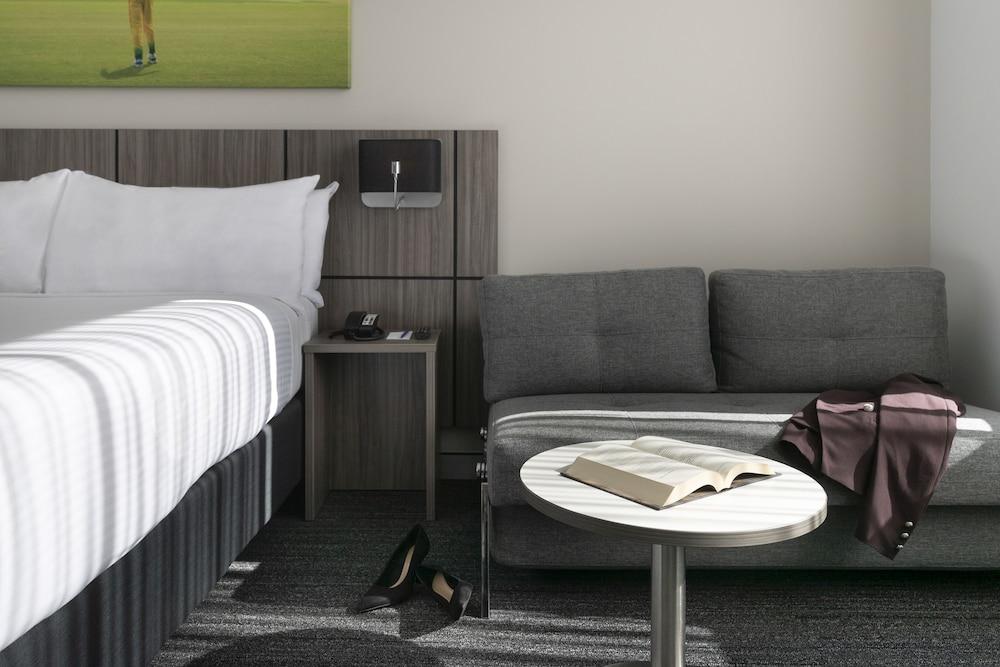 Mercure Sydney Blacktown