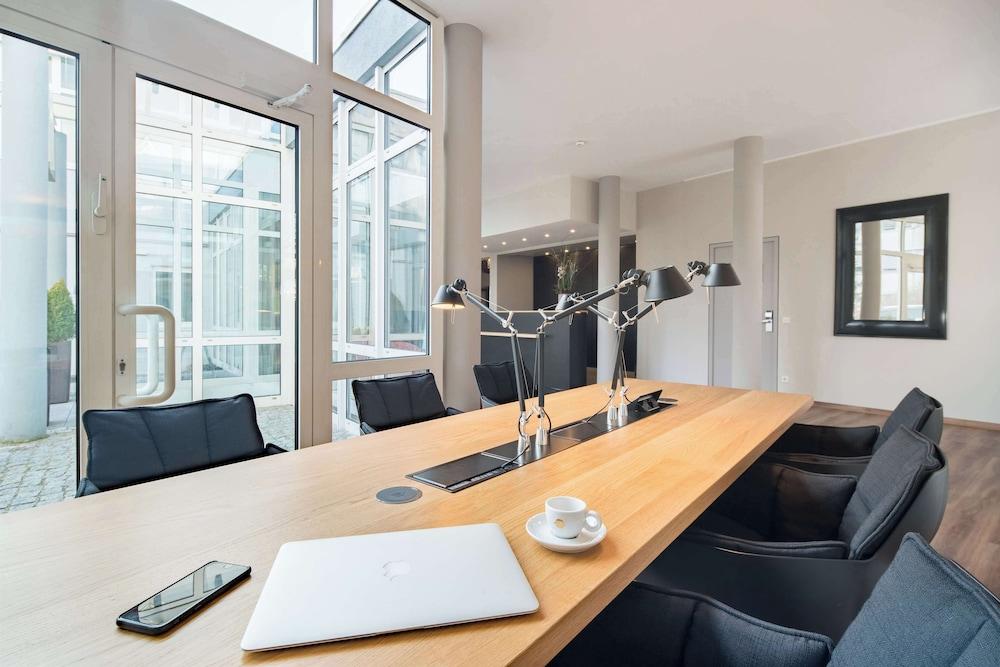 Scotty + Emily Hotel Ulm, Sure Hotel Collection by BW