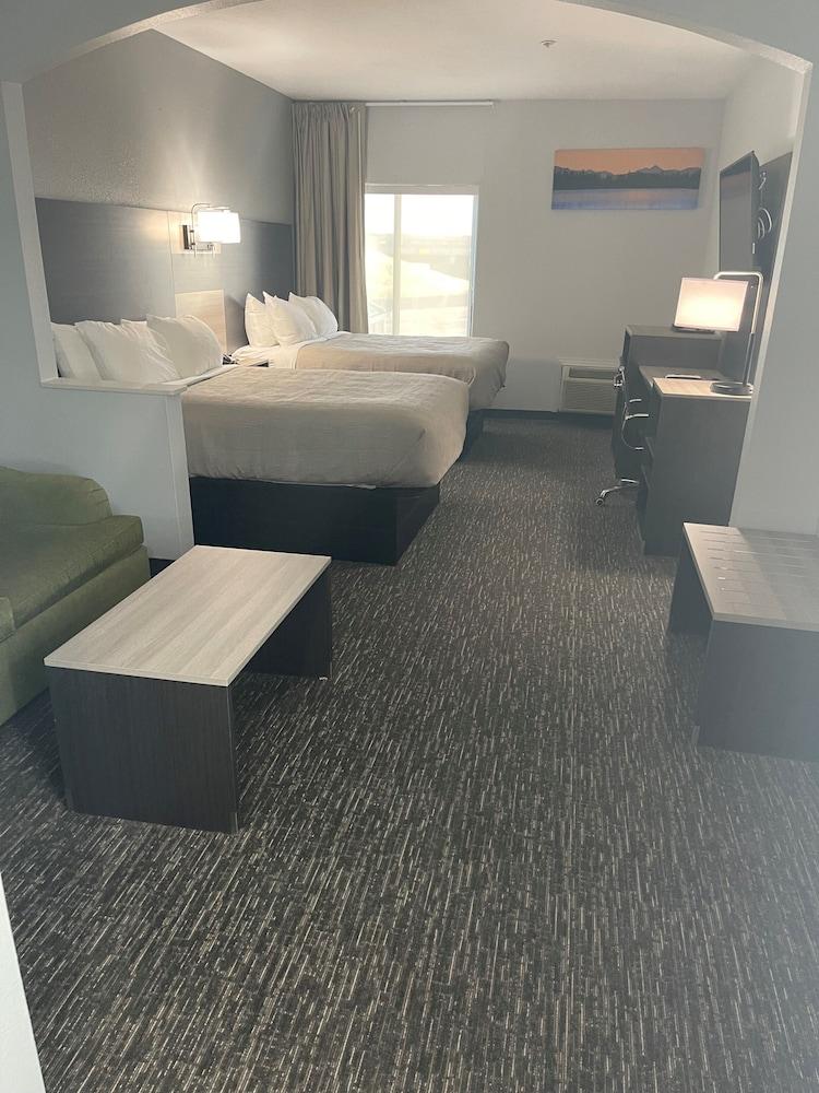 Quality Suites Abilene Mall Area