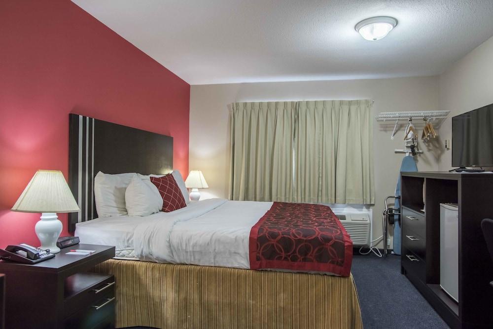 Ramada by Wyndham 100 Mile House