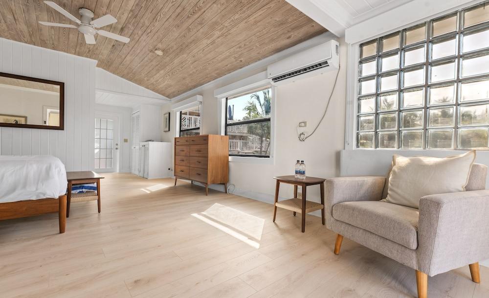 Romora Bay Resort & Marina