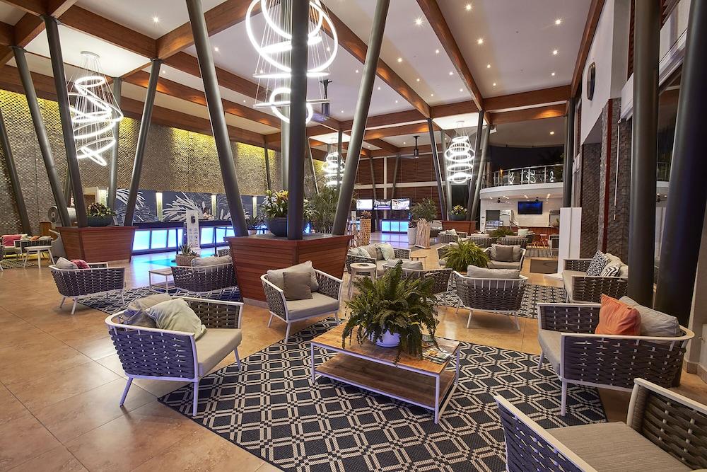 Divi Village Golf & Beach Resort