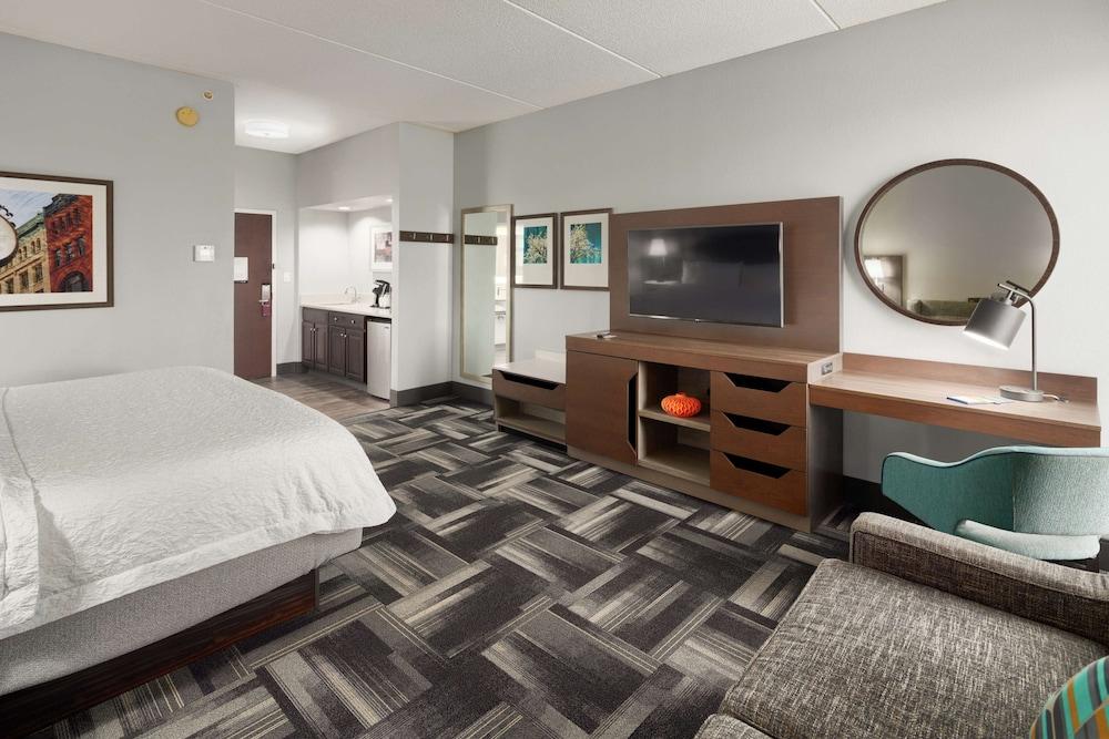 Hampton Inn Louisville - Northeast