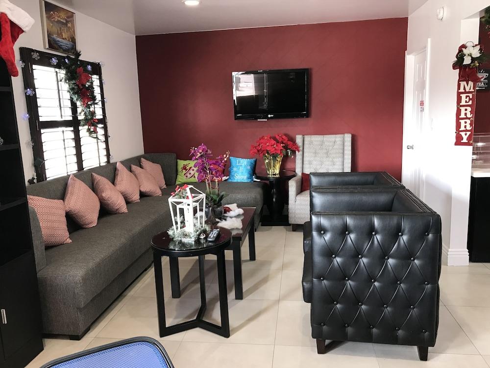 Legend Hotel Hollywood