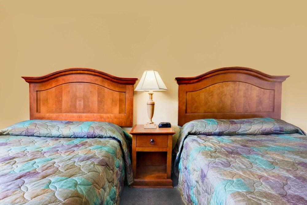 Super 8 by Wyndham Klamath Falls