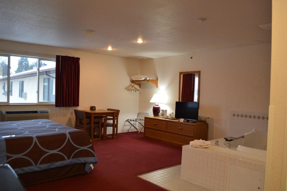 Super 8 by Wyndham Park Rapids