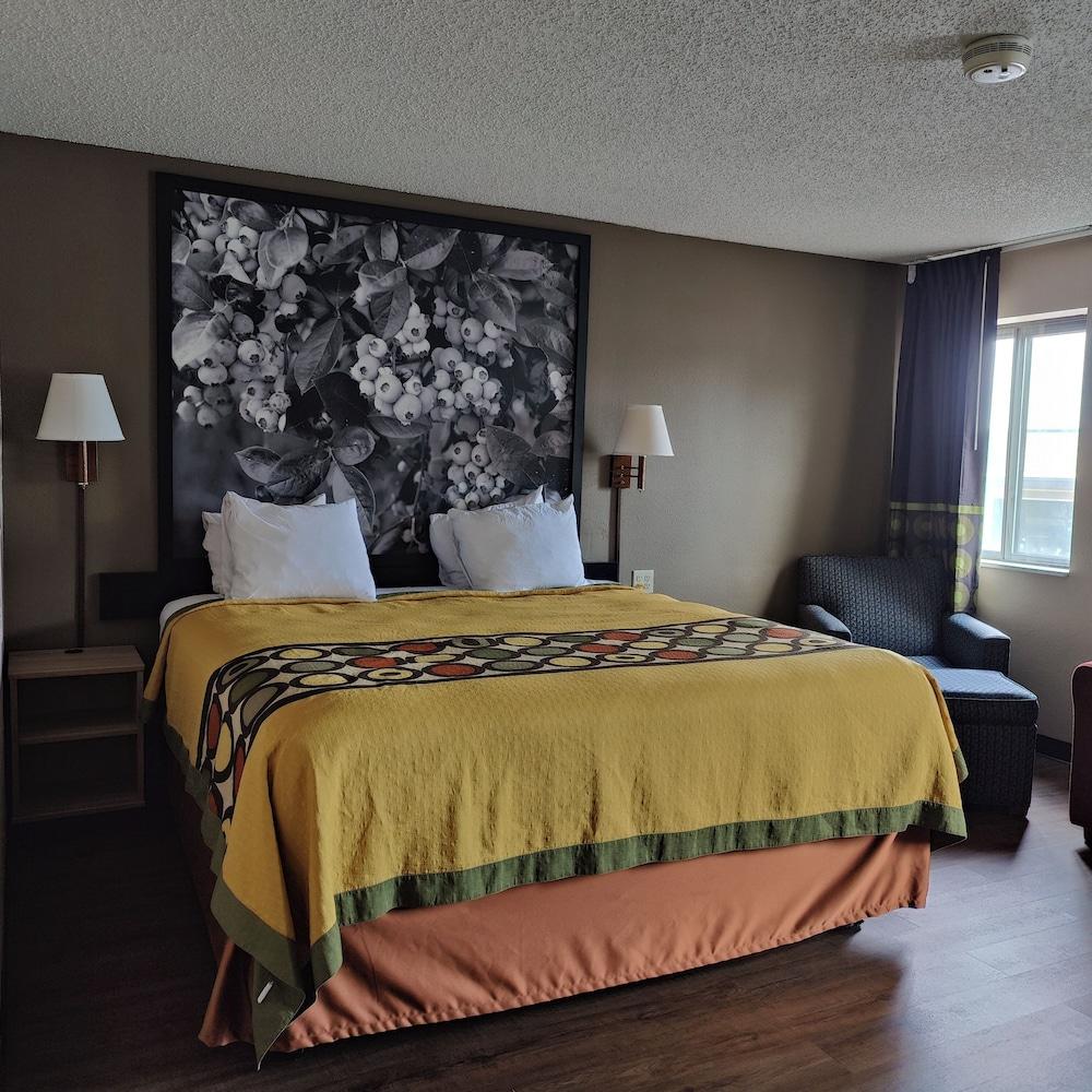 Super 8 by Wyndham Kutztown/Allentown Area