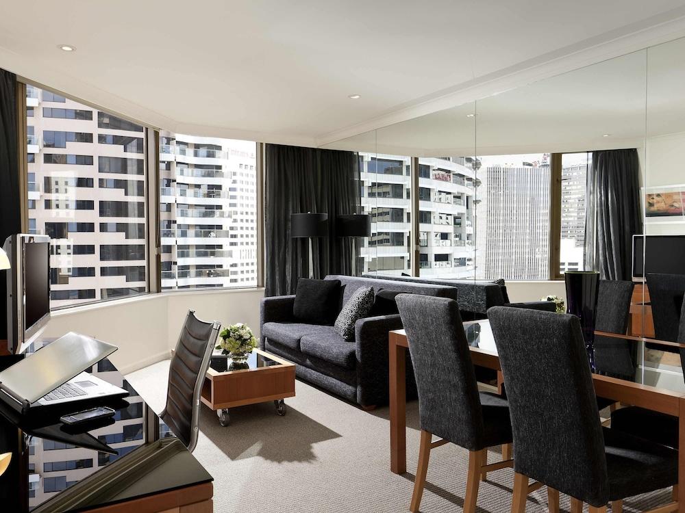 The Sebel Quay West Suites Sydney